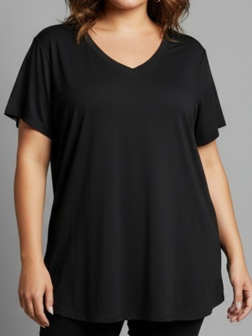 Xersion Black V-Neck Short Sleeve Tee - Relaxed Fit